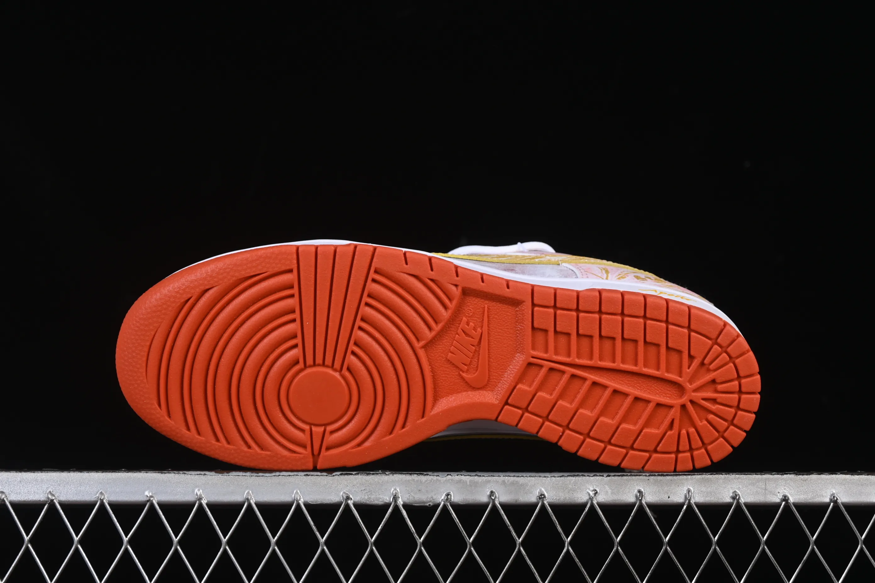 All categories Nk SB Dunk Series Nk SB Dunk Low High-end customized low-top sneakers Nike SB Dunk Low straps Anniversary high-end customized low-top casual sneakers FQ6965-700